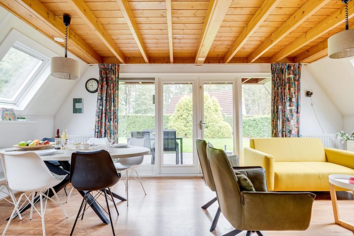 Kleine Zanglijster I Prachtig Huisje Nabij Bosrand Zwiggelte Buitenkant foto