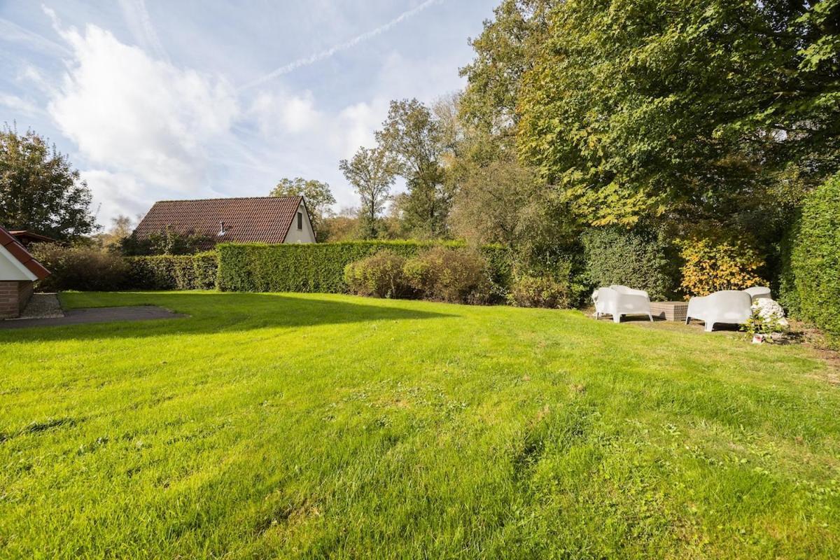 Kleine Zanglijster I Prachtig Huisje Nabij Bosrand Zwiggelte Buitenkant foto